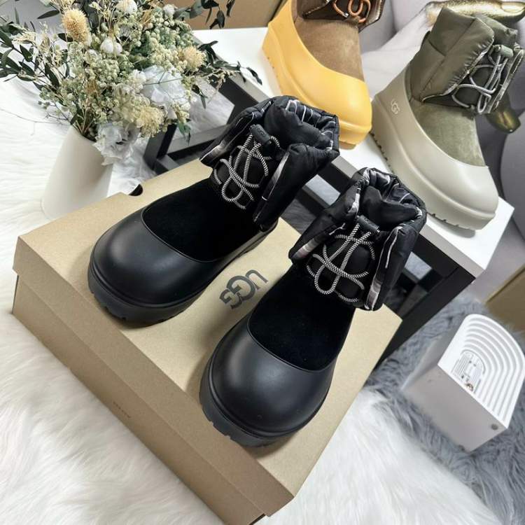Picture of UGG Shoes _SKUUGGsz35-40HX090519667